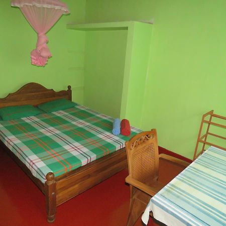Hikkaduwa Home Stay Exterior photo